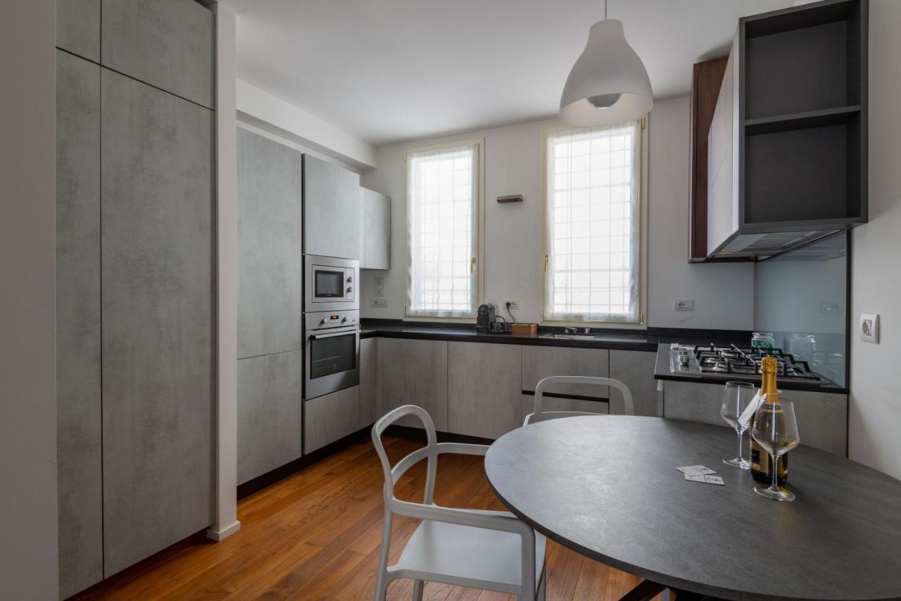 Milano Apartments Voghera Экстерьер фото